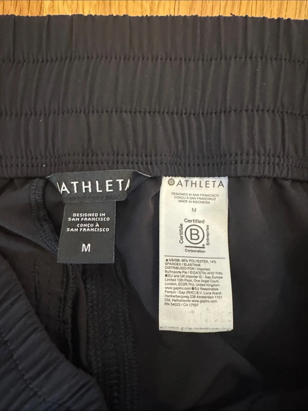Athleta Wayfind High Rise 5 inch short